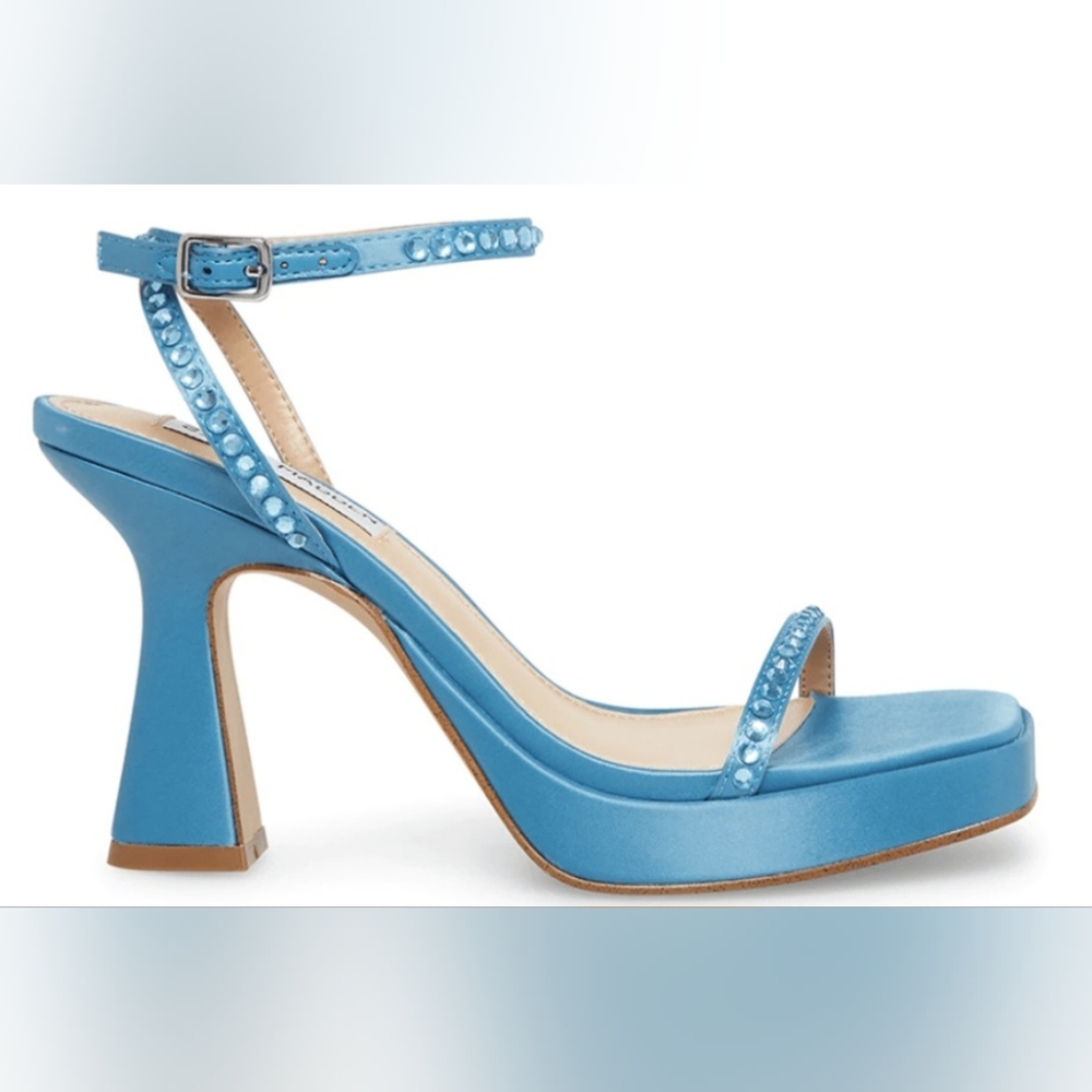 Steve Madden Teal Heels (Size 9.5)